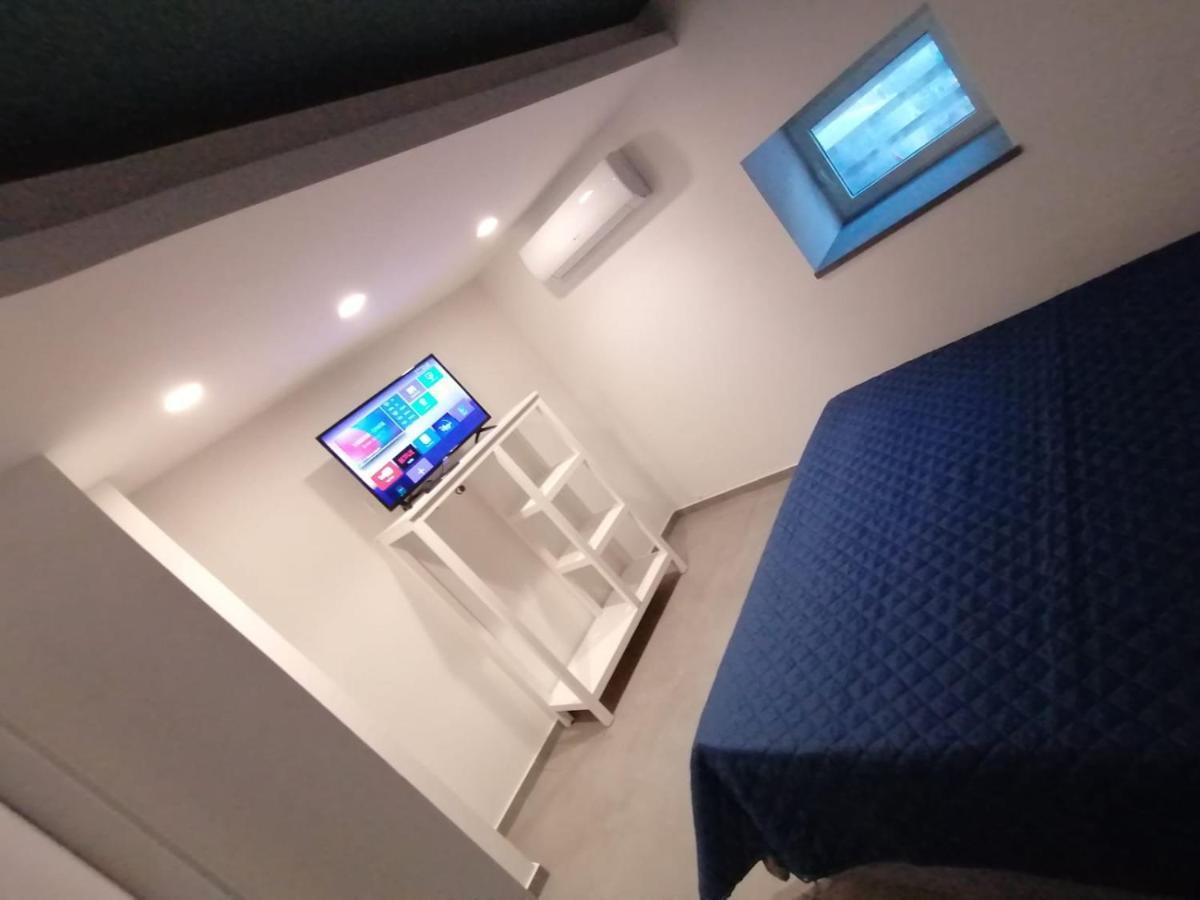 La Casa Di Orlando Apartment คาตาเนีย ภายนอก รูปภาพ