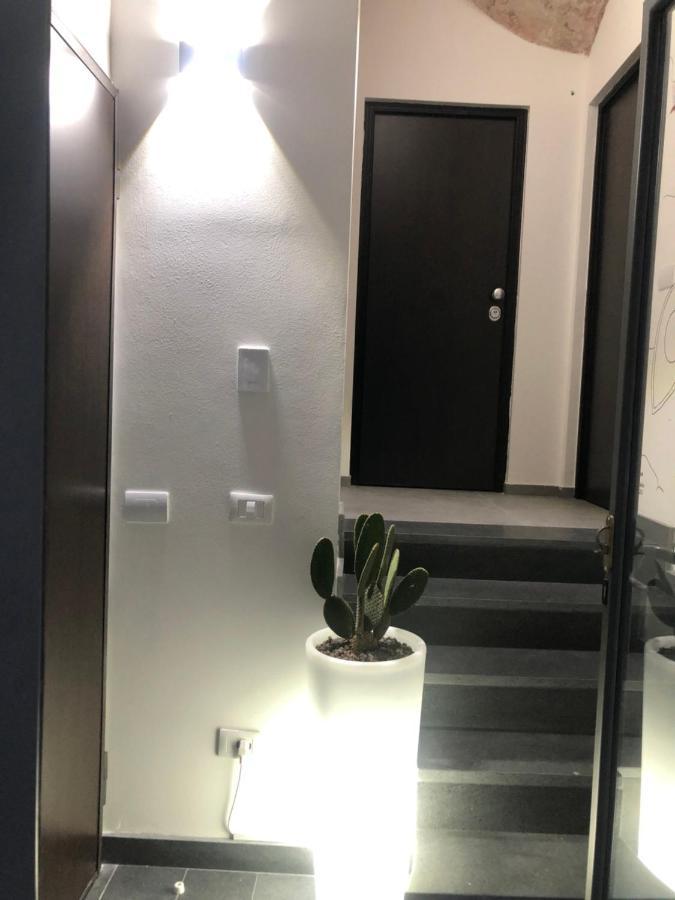 La Casa Di Orlando Apartment คาตาเนีย ภายนอก รูปภาพ